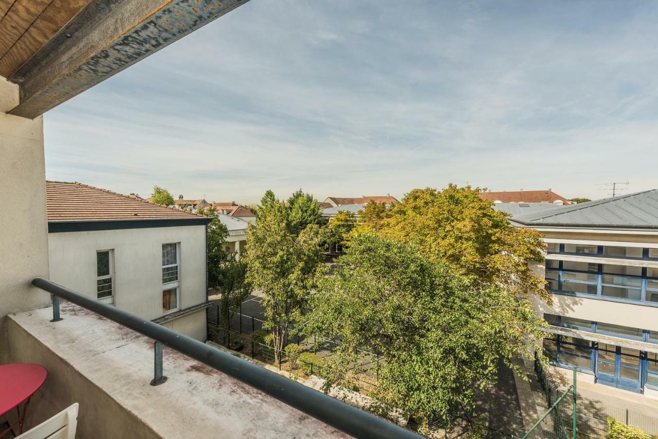 James Cook - Fairytale Factory Apartment Bussy-Saint-Georges Exterior foto