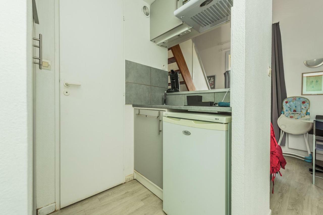 James Cook - Fairytale Factory Apartment Bussy-Saint-Georges Exterior foto